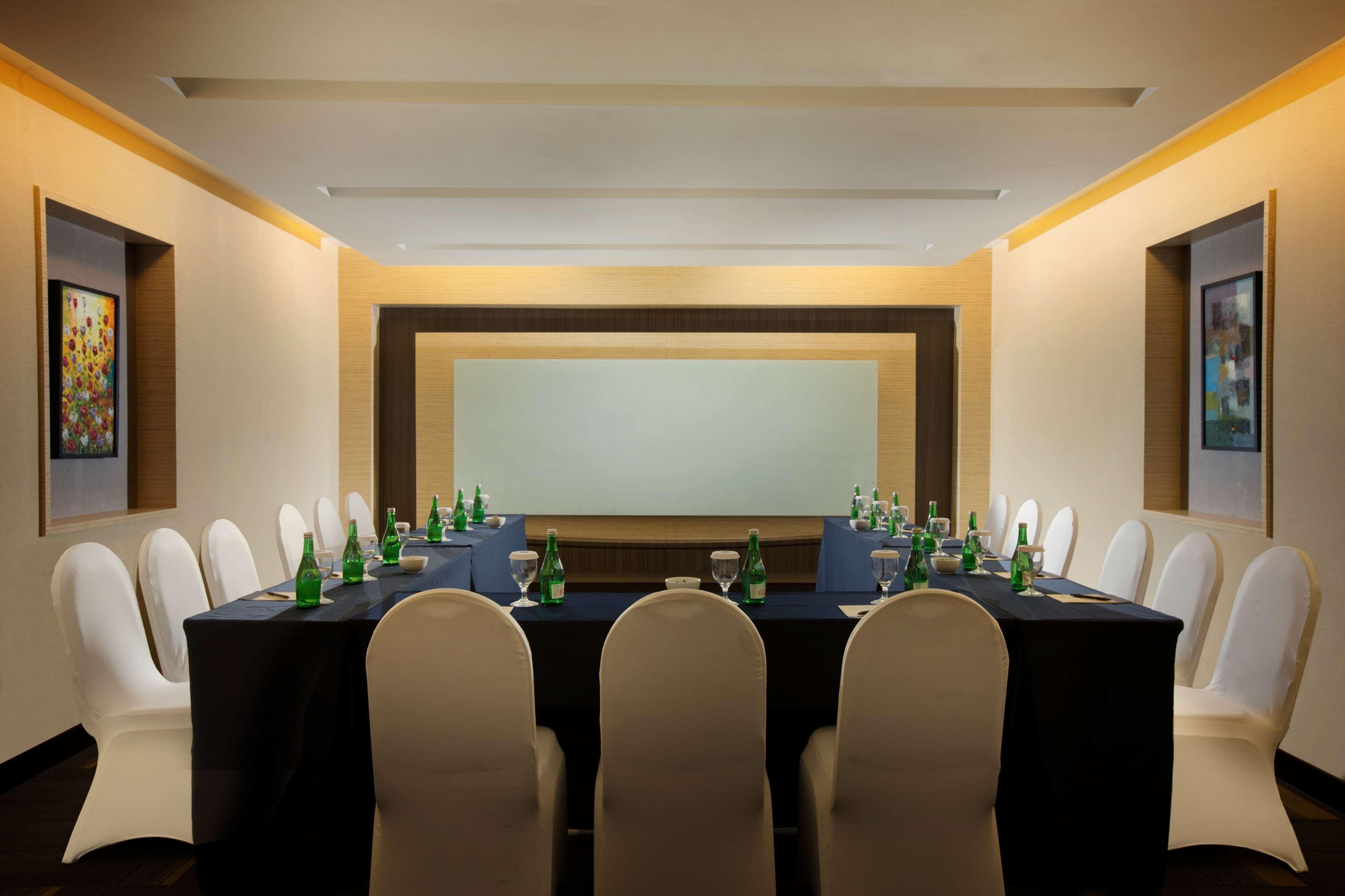 BW Kemayoran Hotel & Convention Powered By Archipelago Yakarta Exterior foto