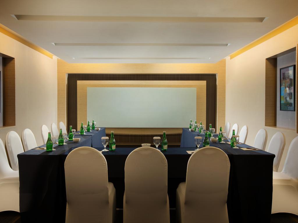 BW Kemayoran Hotel & Convention Powered By Archipelago Yakarta Exterior foto